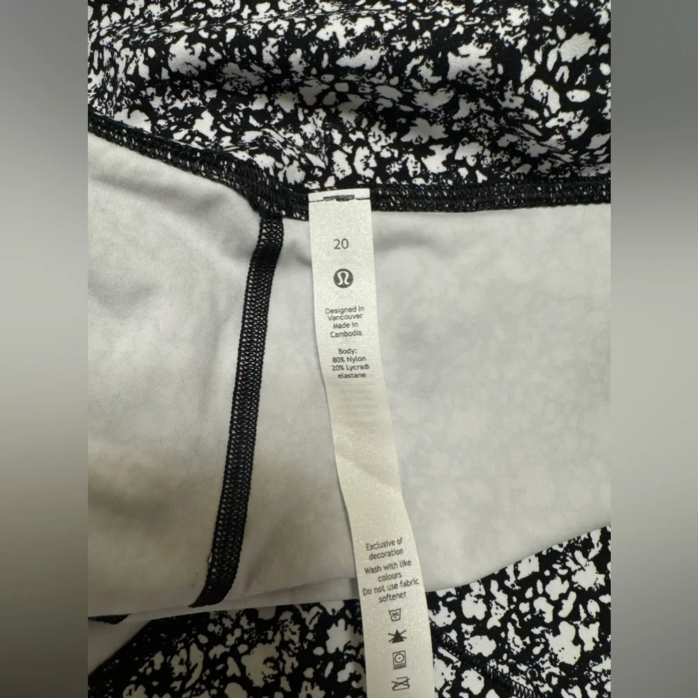 NWOT Lululemon Align High-Rise Pant 25" Venture Floral Alpine White Black - Picture 9 of 10